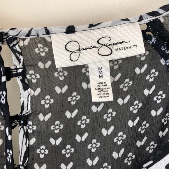 Jessica Simpson | Sheer Maternity Blouse - Picture 2 of 4